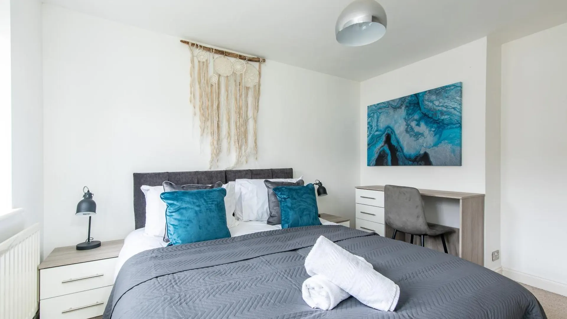 Dom wakacyjny Willa 3 Bed Gem In Pontefract For Easy Commutes To Leeds And Wakefield